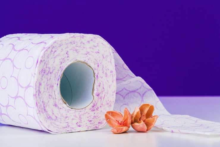 toilet paper rolls with natural flowers close up 127657 6834